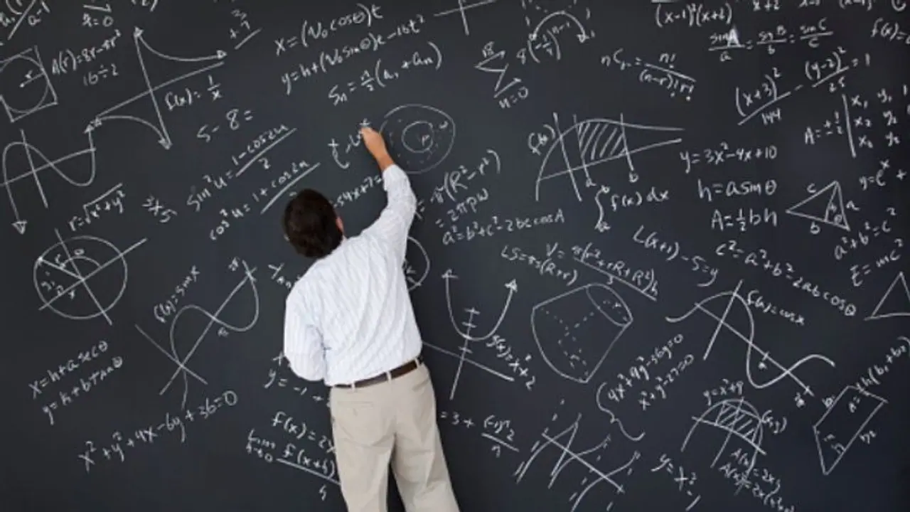 സഹോദരന്റെ പേരില് 24 വര്ഷം അധ്യാപകനായി ജീവിതം, സ്വത്തുതര്ക്കം പൊളിച്ചത് വന് തട്ടിപ്പ് സഹോദരന്റെ പേരില് 24 വര്ഷം അധ്യാപകനായി ജീവിതം, സ്വത്തുതര്ക്കം പൊളിച്ചത് വന് തട്ടിപ്പ്