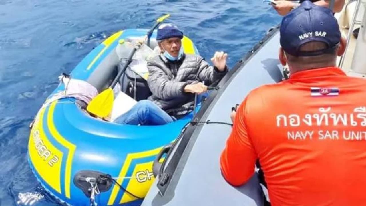 2 வருஷம் ஆச்சு பாஸ்.. தாய்லாந்து டு இந்தியா படகு சவாரி நடுக்கடலில் மீட்கப்பட்ட நபர்..!