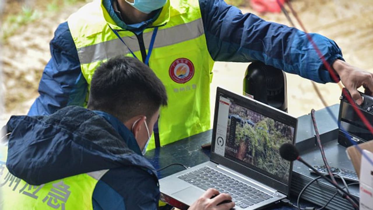 வேண்டுமென்றே நடத்தப்பட்ட சீன விமான விபத்து... ஆய்வில் வெளியான திடுக்கிடும் தகவல்..! வேண்டுமென்றே நடத்தப்பட்ட சீன விமான விபத்து... ஆய்வில் வெளியான திடுக்கிடும் தகவல்..!