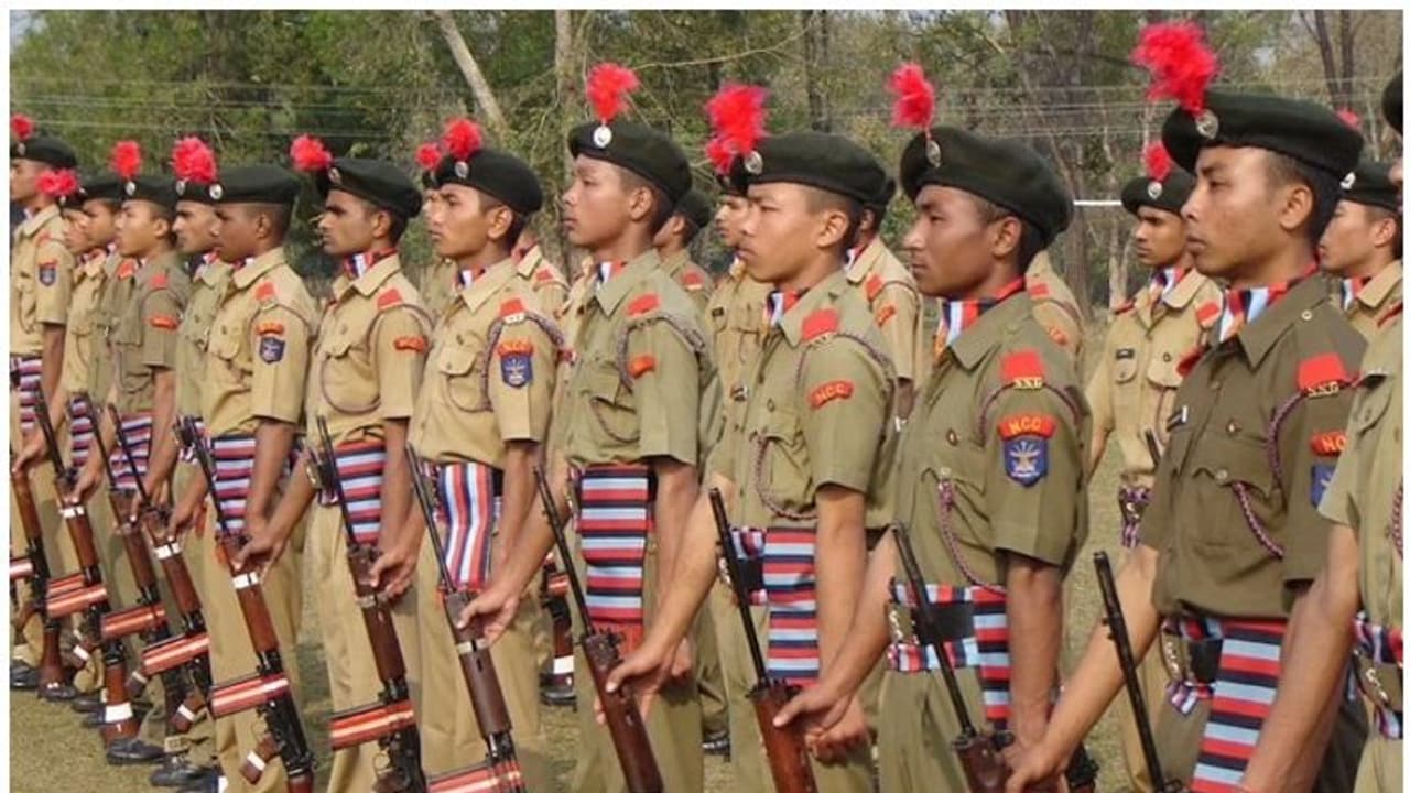 സ്വകാര്യ മാനേജ്മെന്‍റുകളുടെ സഹകരണത്തോടെ 21 സൈനിക സ്കൂളുകള്‍; അംഗീകാരം നല്‍കി പ്രതിരോധമന്ത്രാലയം