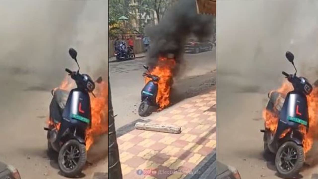 Ola S1 pro में बीच सड़क लगी भयंकर आग, पानी से बुझाना संभव नहीं, कंपनी ने बताई वजह
