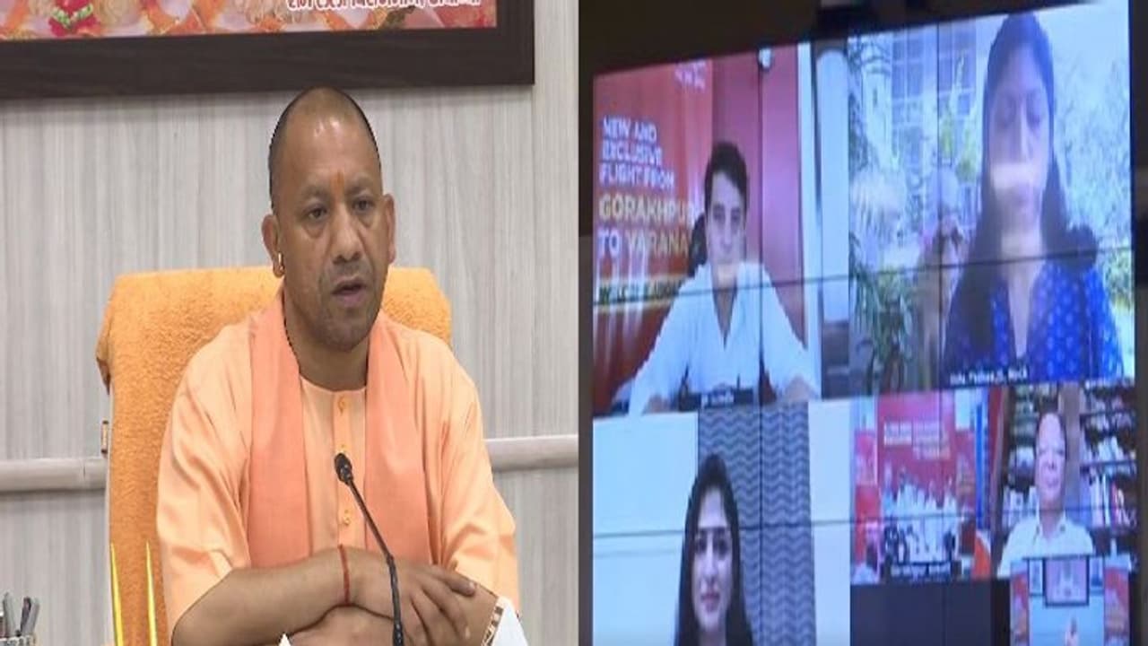 यूपी सीएम योगी आदित्यनाथ ने स्पाइसजेट की गोरखपुर वाराणसी उड़ान का किया उद्घाटन, वर्चुअली माध्यम से थे जुड़े यूपी सीएम योगी आदित्यनाथ ने स्पाइसजेट की गोरखपुर वाराणसी उड़ान का किया उद्घाटन, वर्चुअली माध्यम से थे जुड़े