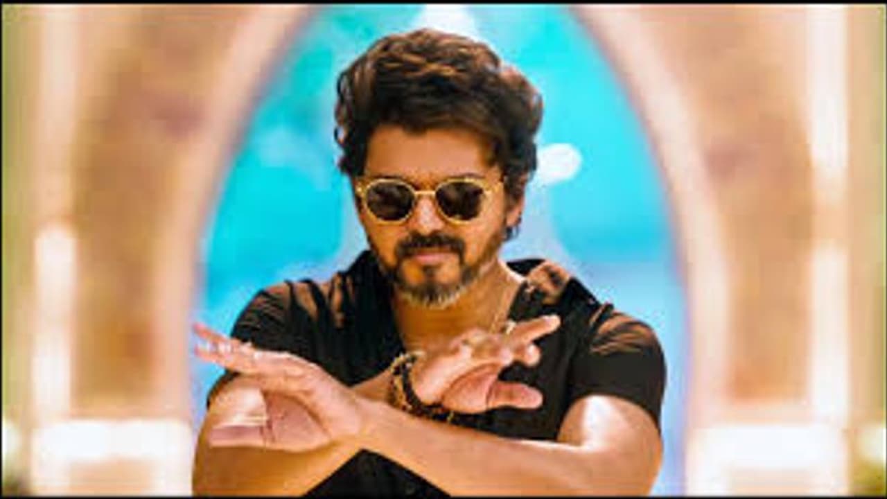 ரசிகர்களை நல்வழிப்படுத்தாத நடிகர் விஜய்.. வழக்குப்பதிவு செய்து தூக்குங்க.. போலீஸுக்கு பறந்த புகார்.!