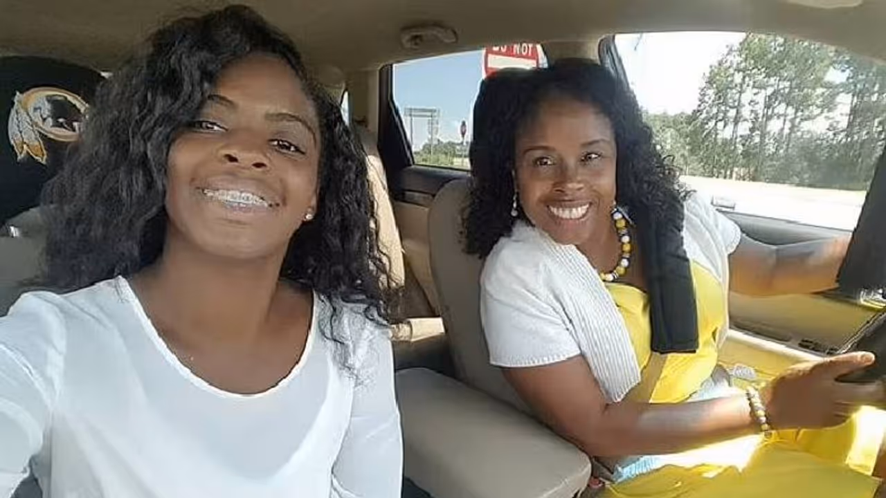 നവജാതശിശുവിനെ തട്ടിക്കൊണ്ടുവന്നു, 19 വർഷത്തിനുശേഷം അറസ്റ്റ്, 'അമ്മയെ' വിട്ടയക്കണമെന്ന് യുവതി കോടതിയില്‍