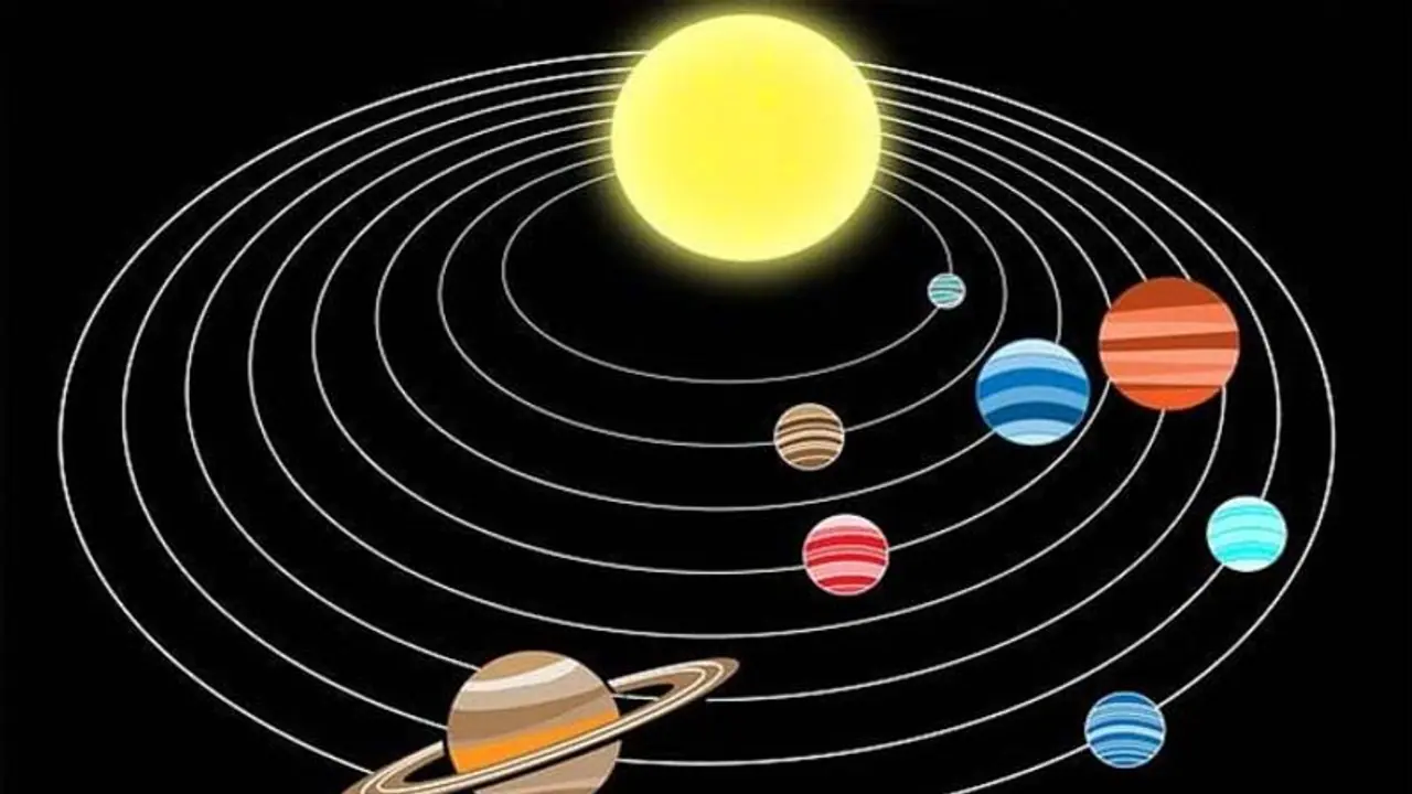 अप्रैल 2022 में कब कौन सा ग्रह बदलेगा राशि, साल का पहला सूर्यग्रहण और शनिश्चरी अमावस्या भी इसी महीने