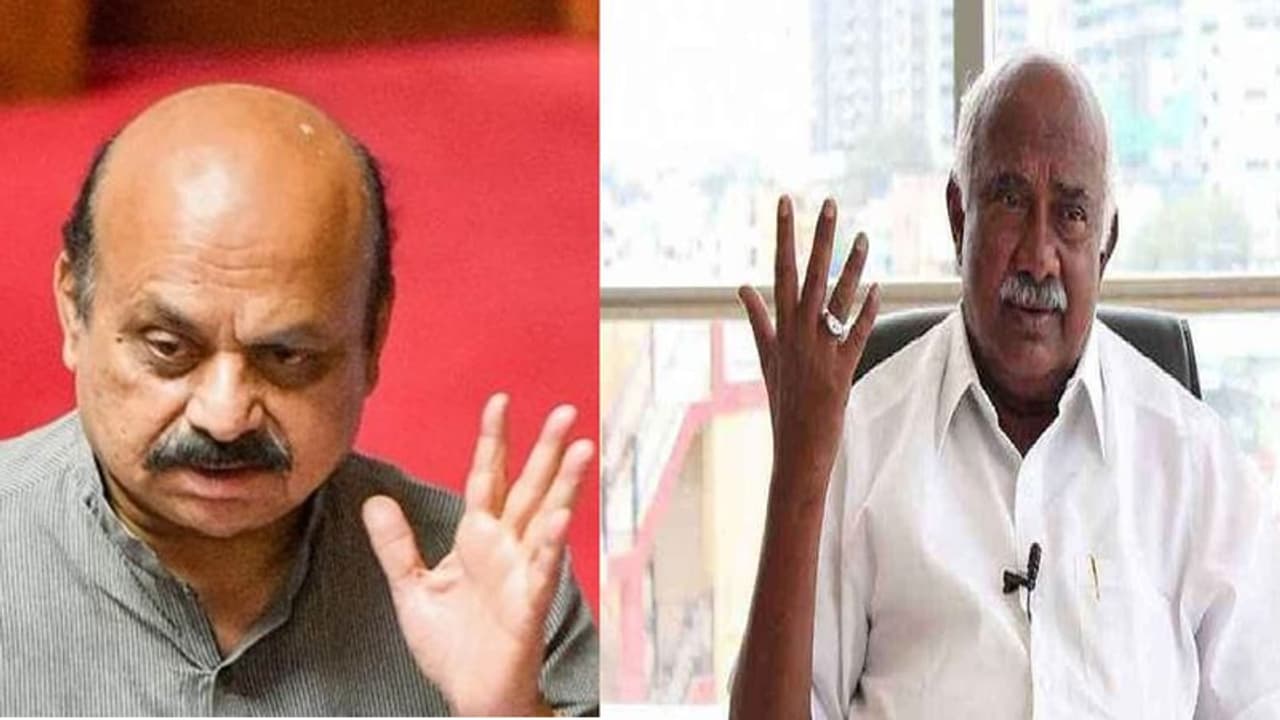 வெறும் வயிற்றிற்கான போராட்டம்..இதில் இந்து முஸ்லீம் பார்ப்பதா? கர்நாடக அரசை சரமாரியாக தாக்கிய பாஜக தலைவர்.. வெறும் வயிற்றிற்கான போராட்டம்..இதில் இந்து முஸ்லீம் பார்ப்பதா? கர்நாடக அரசை சரமாரியாக தாக்கிய பாஜக தலைவர்..