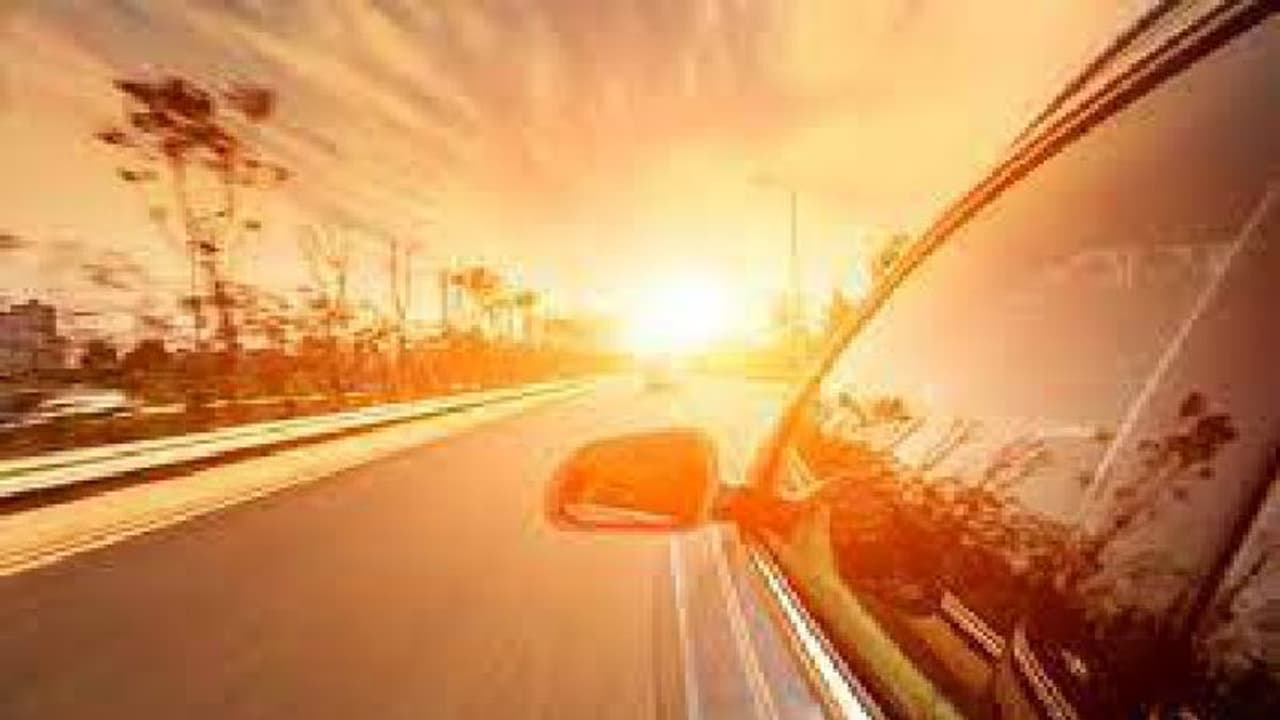 Important Summer Driving Safety: ఎండాకాలంలో వాహనదారులు ఈ జాగ్రత్తలు తీసుకోవాల్సిందే..! Important Summer Driving Safety: ఎండాకాలంలో వాహనదారులు ఈ జాగ్రత్తలు తీసుకోవాల్సిందే..!