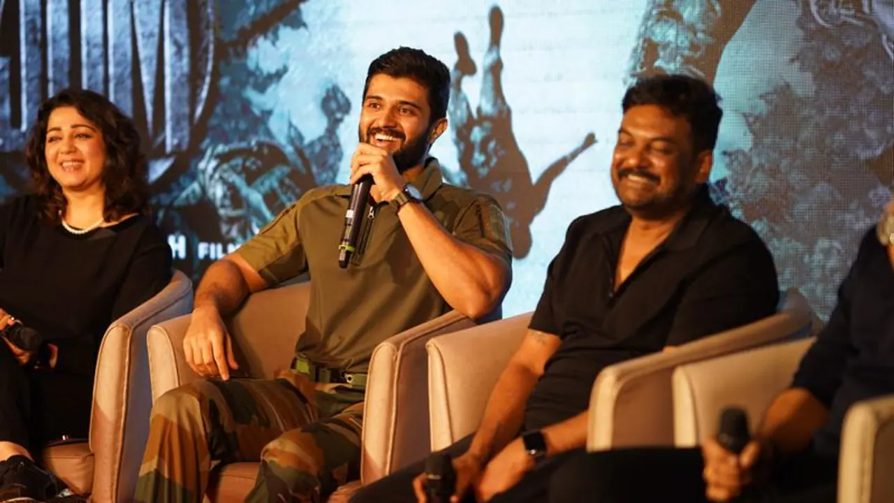 'JGM'ಗಾಗಿ ಮತ್ತೆ ಒಂದಾದ ವಿಜಯ್ ಪುರಿ ಜಗನ್ನಾಥ್; ಸೈನಿಕ ಪಾತ್ರದಲ್ಲಿ ದೇವರಕೊಂಡ ಮಿಂಚಿಂಗ್ 'JGM'ಗಾಗಿ ಮತ್ತೆ ಒಂದಾದ ವಿಜಯ್ ಪುರಿ ಜಗನ್ನಾಥ್; ಸೈನಿಕ ಪಾತ್ರದಲ್ಲಿ ದೇವರಕೊಂಡ ಮಿಂಚಿಂಗ್