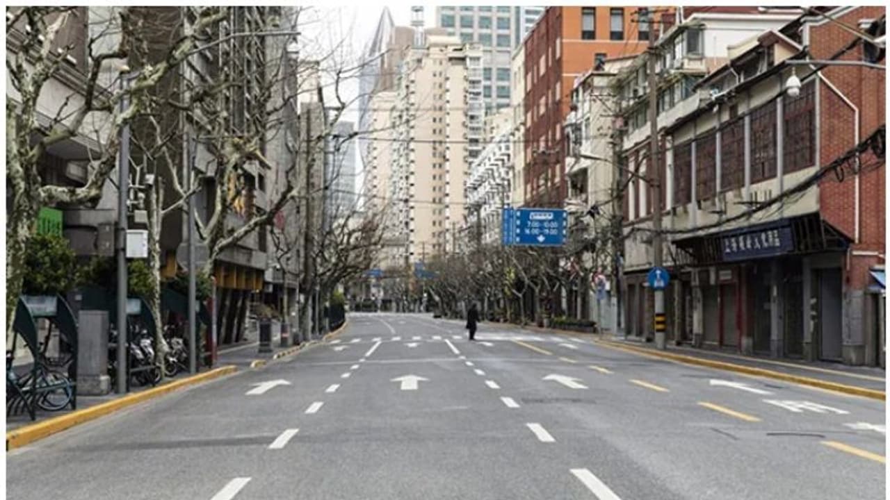 'വീട്ടില് നിന്ന് പുറത്തിറങ്ങരുത്'; ഷാങ്ഹായ് നഗരത്തില് സമ്പൂര്ണ ലോക്ക് ഡൗണ് ഏര്പ്പെടുത്തി ചൈന 'വീട്ടില് നിന്ന് പുറത്തിറങ്ങരുത്'; ഷാങ്ഹായ് നഗരത്തില് സമ്പൂര്ണ ലോക്ക് ഡൗണ് ഏര്പ്പെടുത്തി ചൈന