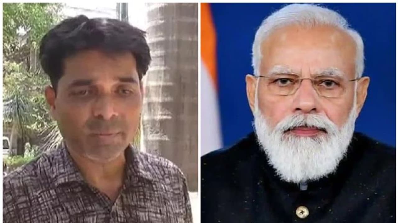 'മോദിയുടെ ചിത്രം വീട്ടില് സ്ഥാപിക്കാന് സമ്മതിക്കുന്നില്ല'; ഉടമക്കെതിരെ പരാതിയുമായി യുവാവ് 'മോദിയുടെ ചിത്രം വീട്ടില് സ്ഥാപിക്കാന് സമ്മതിക്കുന്നില്ല'; ഉടമക്കെതിരെ പരാതിയുമായി യുവാവ്