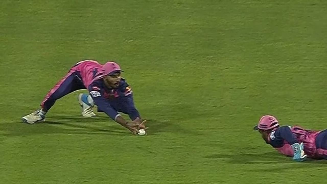 IPL 2022 ನೀವೇನು ಕುರುಡರಾ...? ಥರ್ಡ್ ಅಂಪೈರ್ ಮೇಲೆ ಕಿಡಿಕಾರಿದ ಕ್ರಿಕೆಟ್ ಫ್ಯಾನ್ಸ್..! IPL 2022 ನೀವೇನು ಕುರುಡರಾ...? ಥರ್ಡ್ ಅಂಪೈರ್ ಮೇಲೆ ಕಿಡಿಕಾರಿದ ಕ್ರಿಕೆಟ್ ಫ್ಯಾನ್ಸ್..!