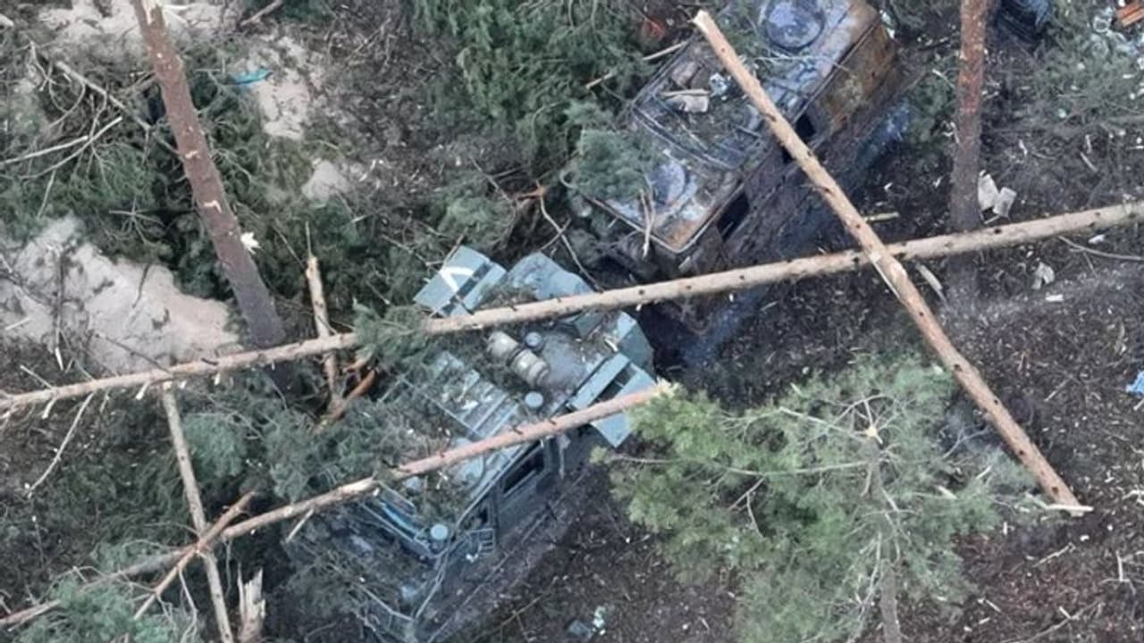 Russia Ukraine War: 36 दिन बाद भी यूक्रेन नहीं जीत सका रूस, पुतिन को टेंशन दे रहे उनके ही खास लोग Russia Ukraine War: 36 दिन बाद भी यूक्रेन नहीं जीत सका रूस, पुतिन को टेंशन दे रहे उनके ही खास लोग