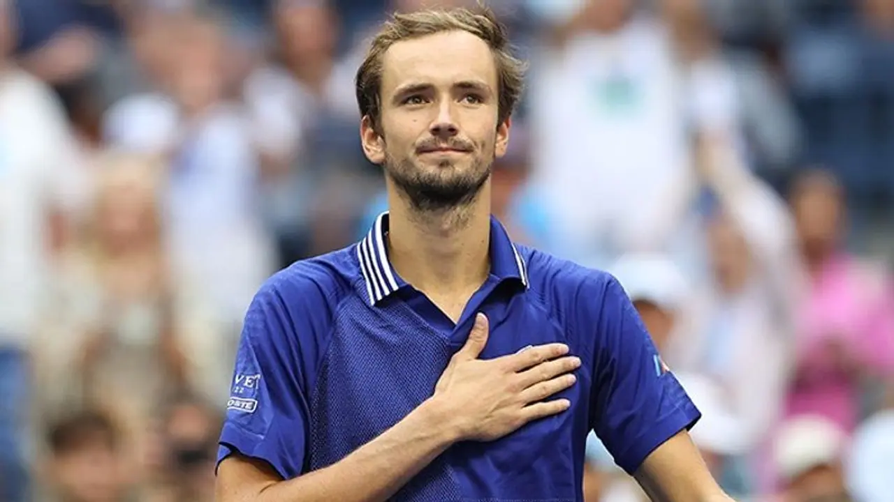 Wimbledon 2023: Medvedev ends Eubanks's remarkable journey, displays sportsmanship and adaptability Wimbledon 2023: Medvedev ends Eubanks's remarkable journey, displays sportsmanship and adaptability