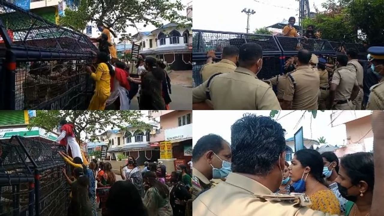 പൊലീസുകാരി ലിംഗ പരിശോധന ആവശ്യപ്പെട്ടെന്ന് പരാതി; ആലുവ പൊലീസ് സ്റ്റേഷന് മുന്നിലേക്ക് ട്രാൻസ്ജെന്റർ മാർച്ച് പൊലീസുകാരി ലിംഗ പരിശോധന ആവശ്യപ്പെട്ടെന്ന് പരാതി; ആലുവ പൊലീസ് സ്റ്റേഷന് മുന്നിലേക്ക് ട്രാൻസ്ജെന്റർ മാർച്ച്