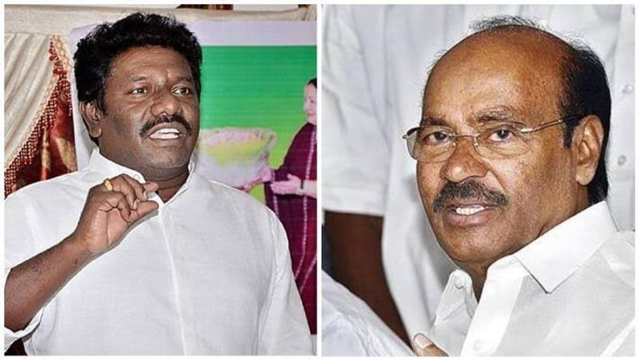 10.5% உள் ஒதுக்கீடு ரத்து தீர்ப்பு உண்மையான சமூகநீதிக்கு கிடைத்த வெற்றி.. பாமகவை வெறுப்பேற்றும் கருணாஸ். 10.5% உள் ஒதுக்கீடு ரத்து தீர்ப்பு உண்மையான சமூகநீதிக்கு கிடைத்த வெற்றி.. பாமகவை வெறுப்பேற்றும் கருணாஸ்.