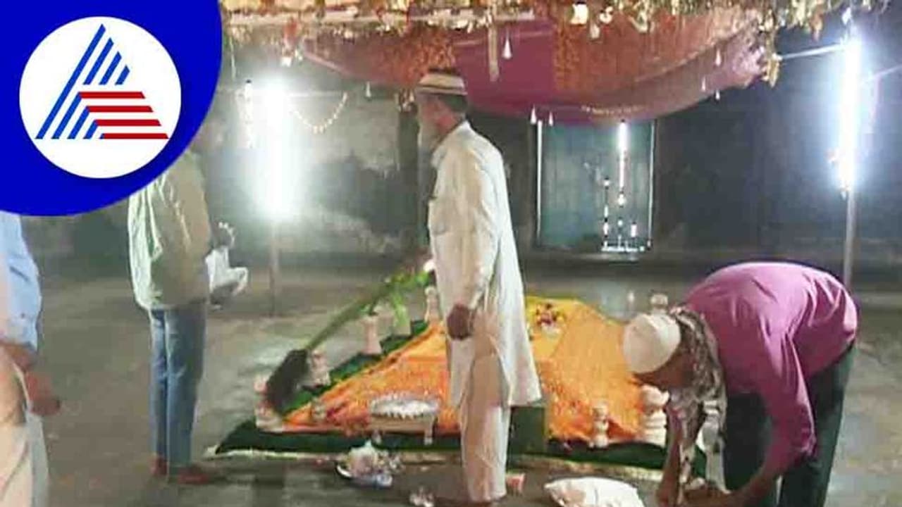 ಹಿಂದೂ ಮುಸ್ಲಿಂ ಭಾವೈಕ್ಯತೆ ಸಾರುವ ಅಷ್ಟೂರು ಜಾತ್ರೆ 