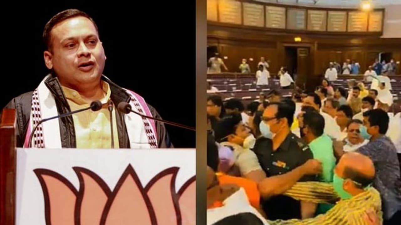 অমিত মালব্যের বিরুদ্ধে স্বাধিকারভঙ্গের নোটিশ বিধানসভায়, বিধায়কদের হাতাহাতির ভিডিও পোস্টের অভিযোগ অমিত মালব্যের বিরুদ্ধে স্বাধিকারভঙ্গের নোটিশ বিধানসভায়, বিধায়কদের হাতাহাতির ভিডিও পোস্টের অভিযোগ