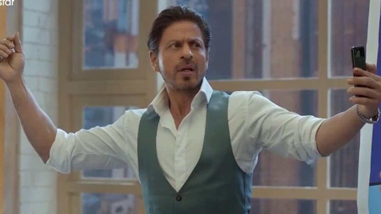 সলমন খান যদি কিছু না করে তাহলে আমি থামব কেন? হঠাৎ এমন প্রশ্ন শাহরুখ খানের মুখে সলমন খান যদি কিছু না করে তাহলে আমি থামব কেন? হঠাৎ এমন প্রশ্ন শাহরুখ খানের মুখে