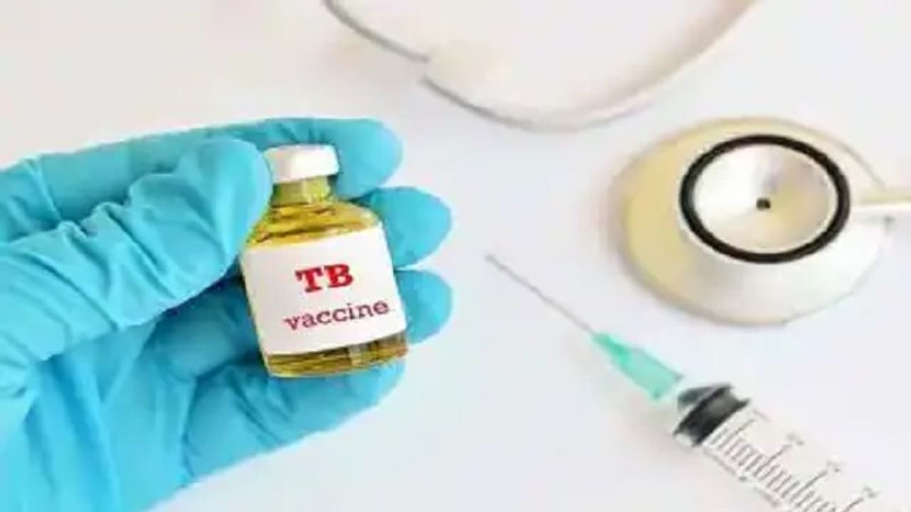 Mission End TB: ప్రపంచంలోనే మొట్టమొదటి టీబీ వ్యాక్సిన్.. థర్డ్ ఫేస్ ట్రయల్స్ లో నారీ ఐసీఎంఆర్ ! Mission End TB: ప్రపంచంలోనే మొట్టమొదటి టీబీ వ్యాక్సిన్.. థర్డ్ ఫేస్ ట్రయల్స్ లో నారీ ఐసీఎంఆర్ !
