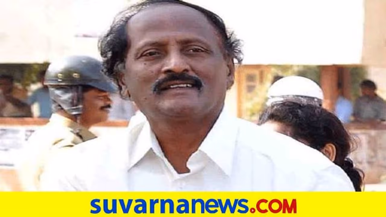 Hinduism: ನಾನು ಹಿಂದೂ ಅಲ್ಲ ಭಾರತೀಯ: ಕುಂ. ವೀರಭದ್ರಪ್ಪ Hinduism: ನಾನು ಹಿಂದೂ ಅಲ್ಲ ಭಾರತೀಯ: ಕುಂ. ವೀರಭದ್ರಪ್ಪ