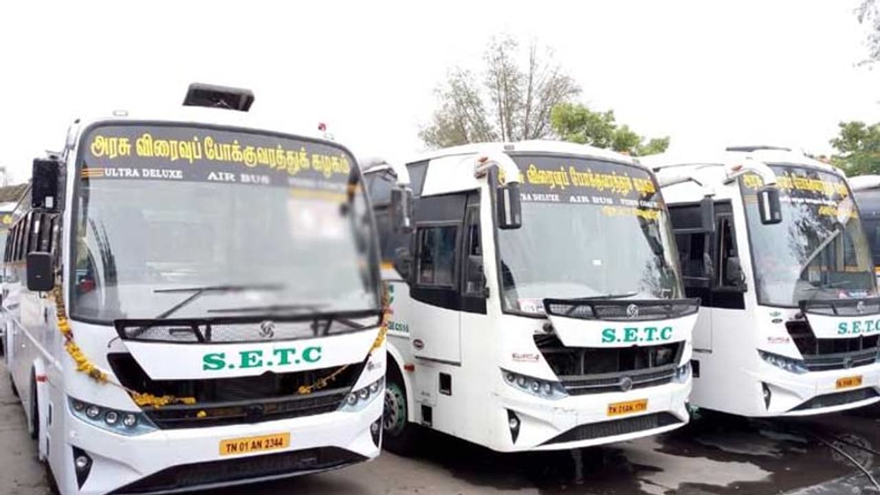 புத்தாண்டு, தொடர் விடுமுறை; அரசு போக்குவரத்து கழகம் சார்பில் சிறப்பு பேருந்துகள் இயக்கம்