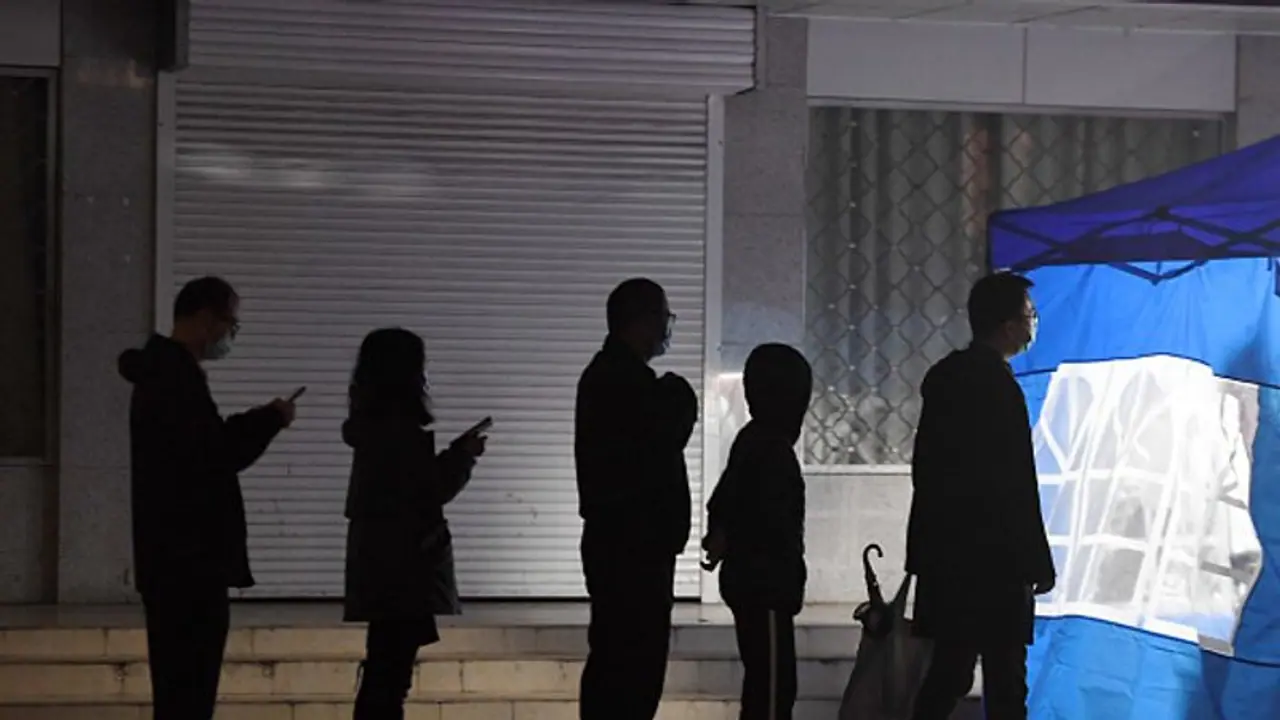 4th wave predicted soon, Karnataka to screen passengers from COVID hit nations 4th wave predicted soon, Karnataka to screen passengers from COVID hit nations