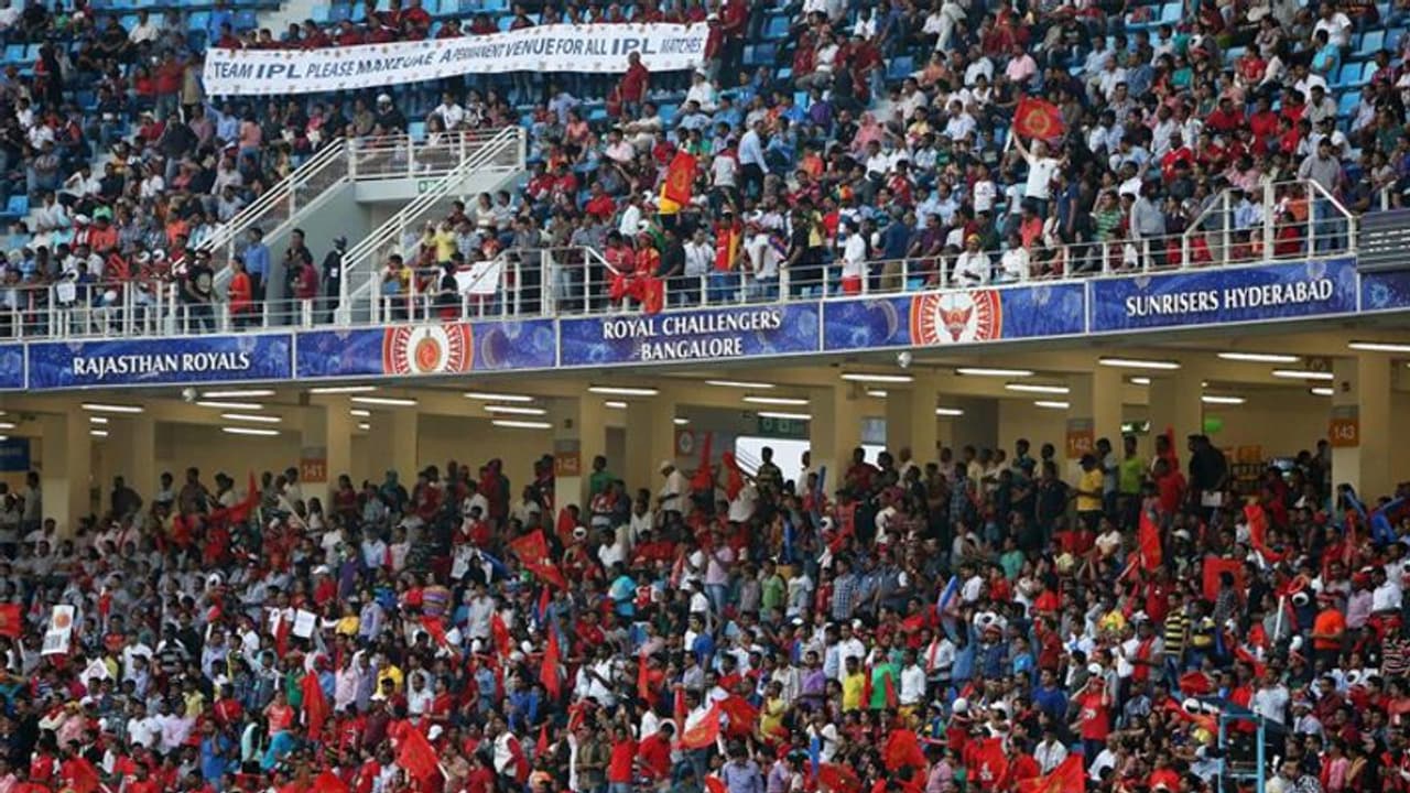 IPL 2022: आरसीबी के लिए बड़ी खुशखबरी, मुंबई इंडियंस के खिलाफ मैच में होगी इस विस्फोटक बल्लेबाज की वापसी IPL 2022: आरसीबी के लिए बड़ी खुशखबरी, मुंबई इंडियंस के खिलाफ मैच में होगी इस विस्फोटक बल्लेबाज की वापसी