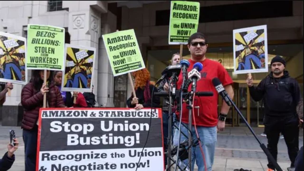 Amazon workers : യൂണിയൻ രൂപീകരിക്കാൻ വോട്ട് ചെയ്ത് ചരിത്രം കുറിച്ച് ന്യൂയോർക്കിലെ ആമസോൺ തൊഴിലാളികൾ Amazon workers : യൂണിയൻ രൂപീകരിക്കാൻ വോട്ട് ചെയ്ത് ചരിത്രം കുറിച്ച് ന്യൂയോർക്കിലെ ആമസോൺ തൊഴിലാളികൾ