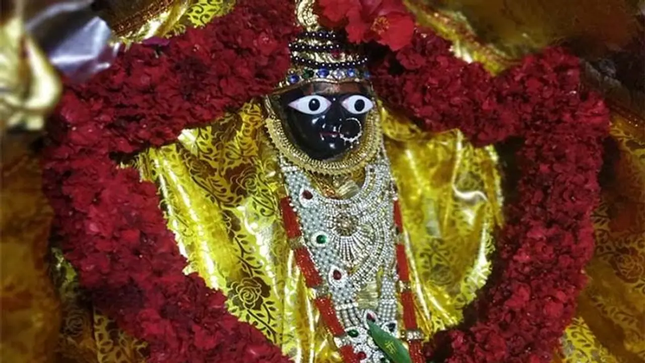 Chaitra Navratri: झांसी के महाकाली मंदिर में कन्या रूप में होती है देवी की पूजा, 1687 में हुआ था इसका निर्माण