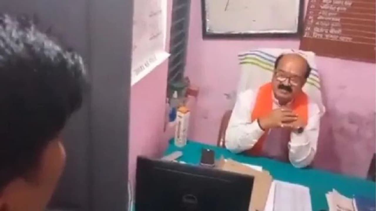 बिहार में BJP विधायक का फिल्मी स्टाइल: SHO की कुर्सी पर बैठकर थानेदार को हड़काया, तेजस्वी ने शेयर किया Video