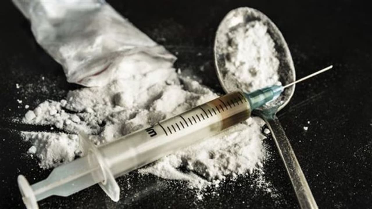 3 दिन से तड़प रहे युवक के गुप्तांग और आसपास की जगह को देख डॉक्टर शॉक्ड, कहा ऐसा केस जिंदगी में पहली बार देखा 3 दिन से तड़प रहे युवक के गुप्तांग और आसपास की जगह को देख डॉक्टर शॉक्ड, कहा ऐसा केस जिंदगी में पहली बार देखा