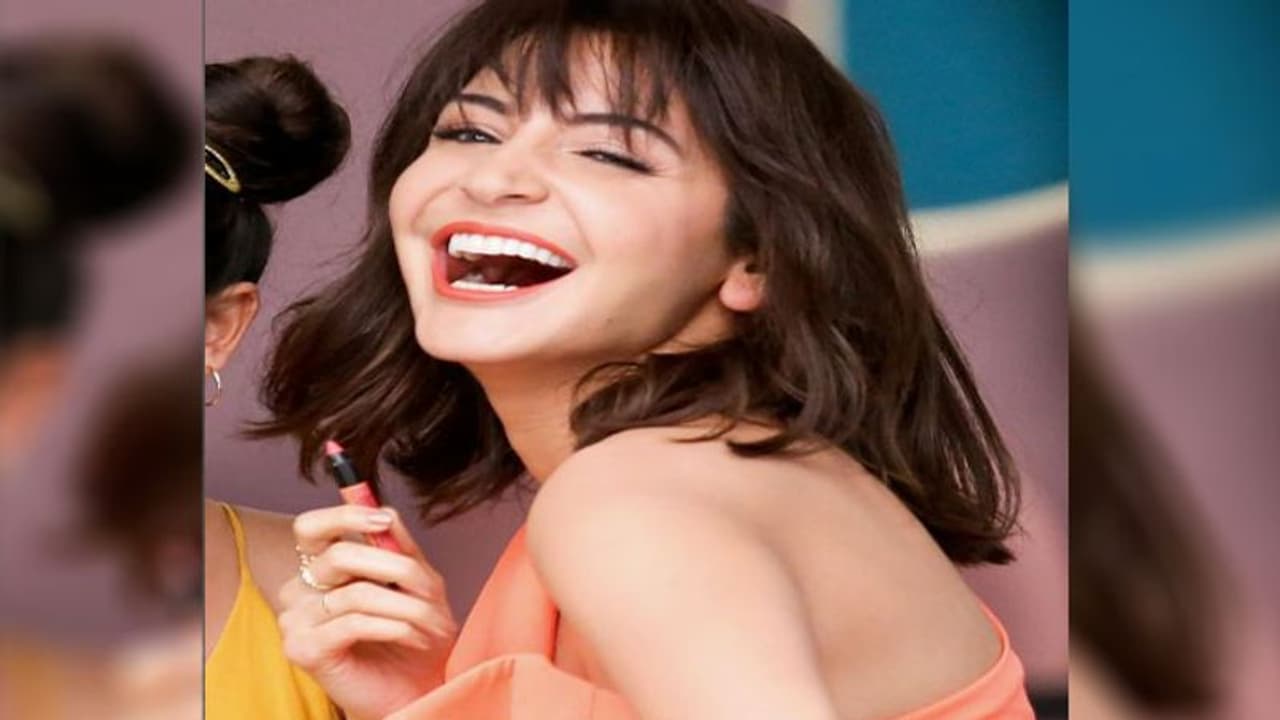 Health Tips : ನಗ್ತಾ ನಗ್ತಾ ಇದ್ದಾನೆಂದ್ರೆ ಆತ ಸುಖಿ ಅಲ್ಲ..! ಸ್ಮೈಲಿಂಗ್ ಡಿಪ್ರೆಶನ್ ಆಗಿರ್ಬಹುದು! Health Tips : ನಗ್ತಾ ನಗ್ತಾ ಇದ್ದಾನೆಂದ್ರೆ ಆತ ಸುಖಿ ಅಲ್ಲ..! ಸ್ಮೈಲಿಂಗ್ ಡಿಪ್ರೆಶನ್ ಆಗಿರ್ಬಹುದು!