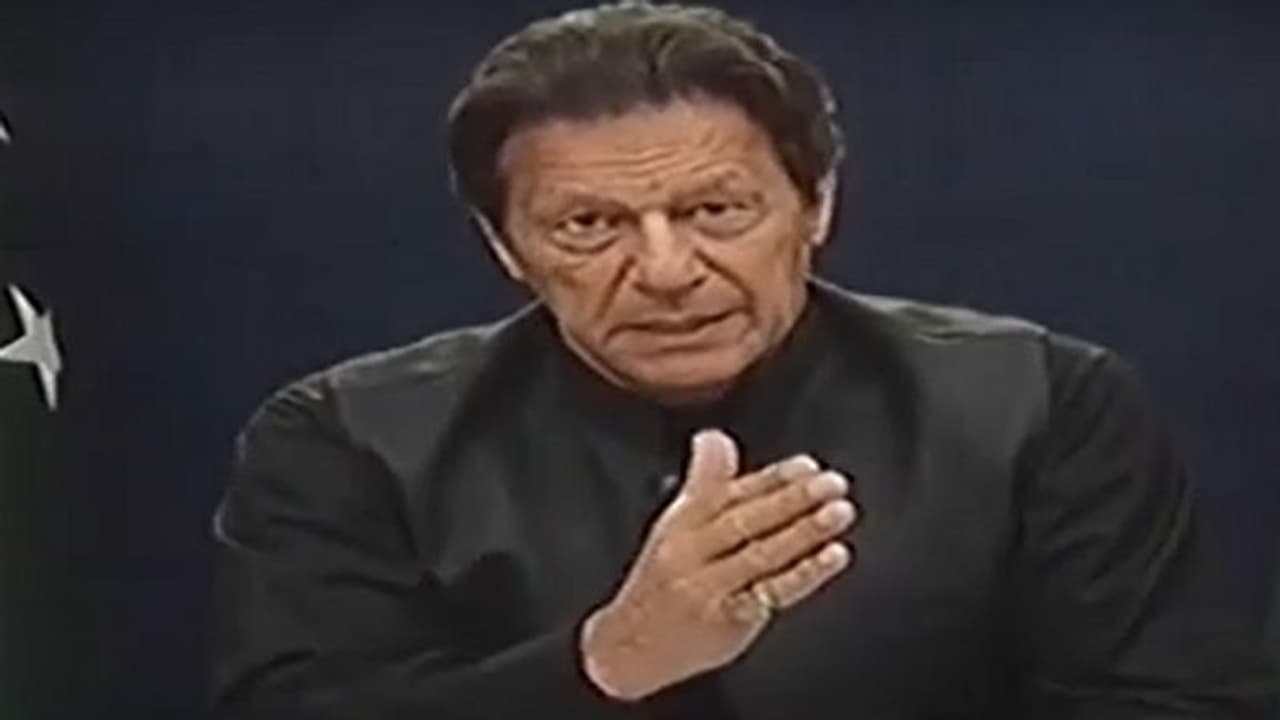 इमरान खान का आरोप नेताओं को बकरियों की तरह खरीदा जा रहा, युवाओं से कहा करें शांतिपूर्ण विरोध प्रदर्शन इमरान खान का आरोप नेताओं को बकरियों की तरह खरीदा जा रहा, युवाओं से कहा करें शांतिपूर्ण विरोध प्रदर्शन