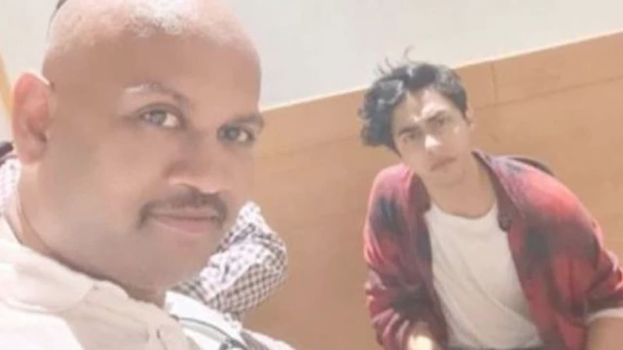 Aryan Khan Case: ആര്യൻഖാൻ കേസ്: എൻസിബിക്കെതിരെ വെളിപ്പെടുത്തൽ നടത്തിയ സാക്ഷി പ്രഭാകർ സെയിൽ അന്തരിച്ചു Aryan Khan Case: ആര്യൻഖാൻ കേസ്: എൻസിബിക്കെതിരെ വെളിപ്പെടുത്തൽ നടത്തിയ സാക്ഷി പ്രഭാകർ സെയിൽ അന്തരിച്ചു