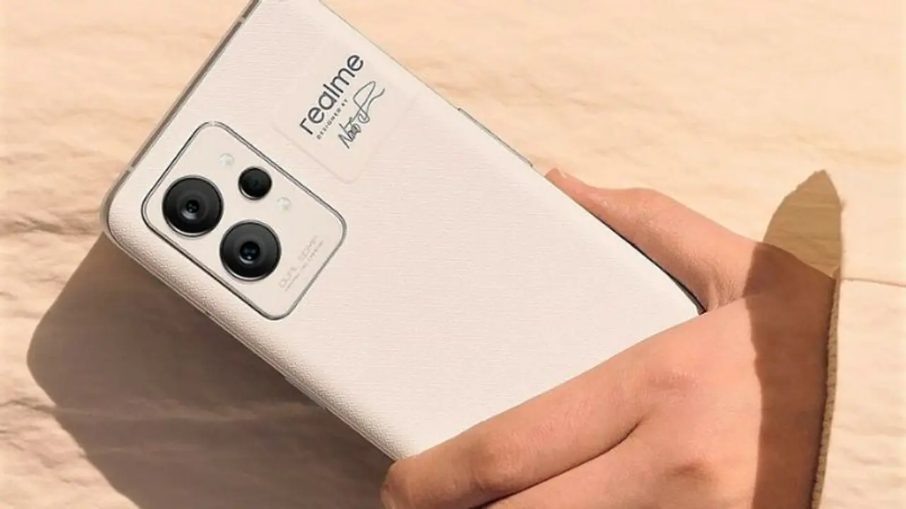 Realme GT 2 Pro: बस थोड़ा इंतजार और ! 7 अप्रैल को OnePlus के पसीने छुड़ाने आएगा ये धाकड़ स्मार्टफोन Realme GT 2 Pro: बस थोड़ा इंतजार और ! 7 अप्रैल को OnePlus के पसीने छुड़ाने आएगा ये धाकड़ स्मार्टफोन