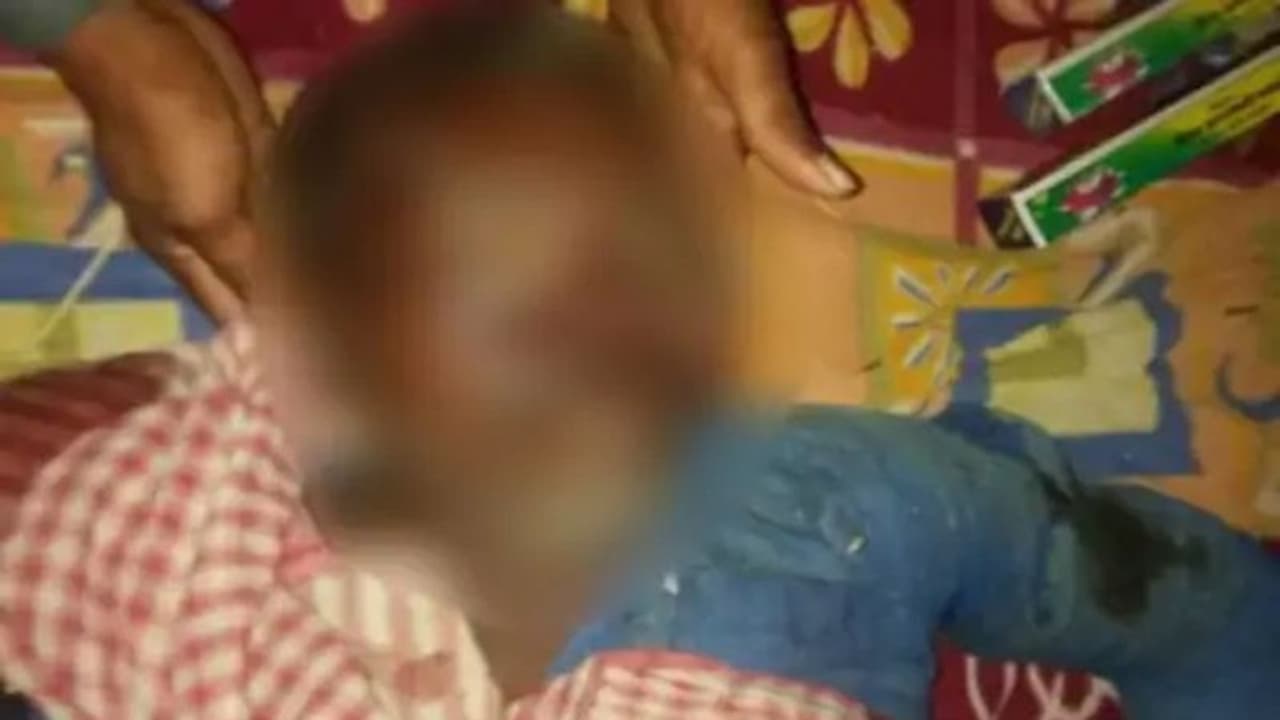 घर में चल रही थी शादी की तैयारियां, बेटी के कन्यादान से पहले कट गया पिता का सिर, बिहार की दिल दहलाने वाली खबर घर में चल रही थी शादी की तैयारियां, बेटी के कन्यादान से पहले कट गया पिता का सिर, बिहार की दिल दहलाने वाली खबर