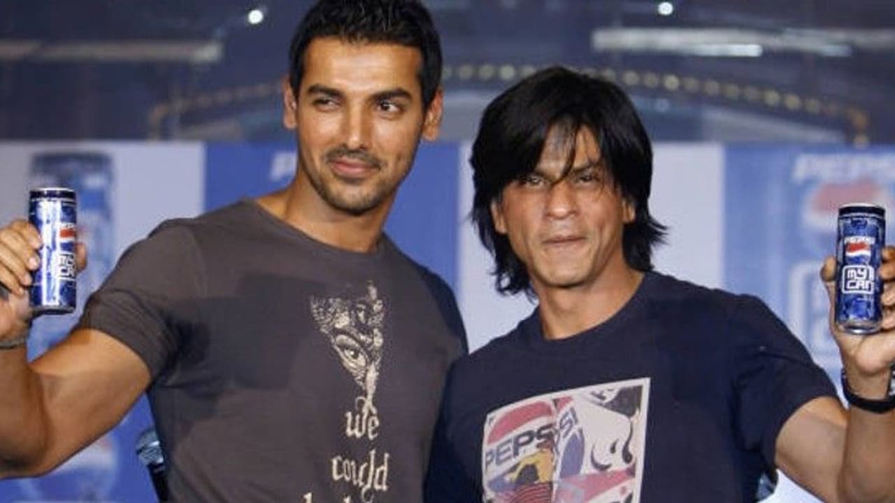 'আজ এখানে পৌঁছেছি ওনার জন্যই' নিজের জীবনে শাহরুখ খানের অবদান স্বীকার জন আব্রাহামের 'আজ এখানে পৌঁছেছি ওনার জন্যই' নিজের জীবনে শাহরুখ খানের অবদান স্বীকার জন আব্রাহামের