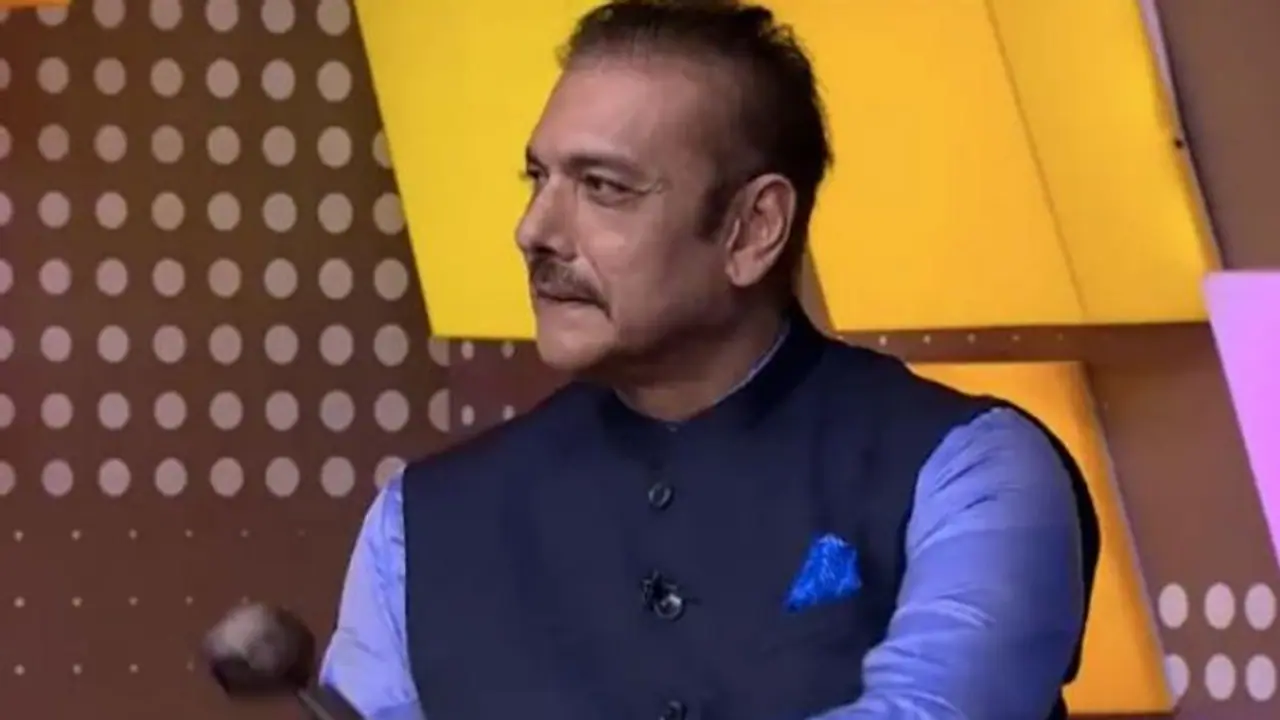 ‘ధోని ఫినిషెస్ ఆఫ్ ఇన్ స్టైల్..’ టీమిండియాకు ప్రత్యేకమైన ప్రపంచకప్ విజయ క్షణాలను రిక్రియేట్ చేసిన రవిశాస్త్రి