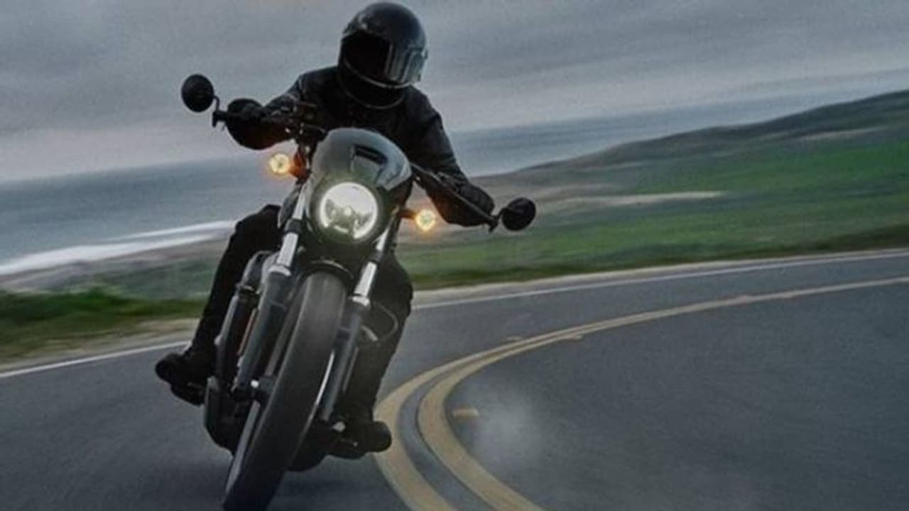 Harley Davidson Sportster : ഹാര്ലിയുടെ പുതിയ സ്പോർട്സ്റ്റര് ഏപ്രില് 12ന് എത്തും Harley Davidson Sportster : ഹാര്ലിയുടെ പുതിയ സ്പോർട്സ്റ്റര് ഏപ്രില് 12ന് എത്തും