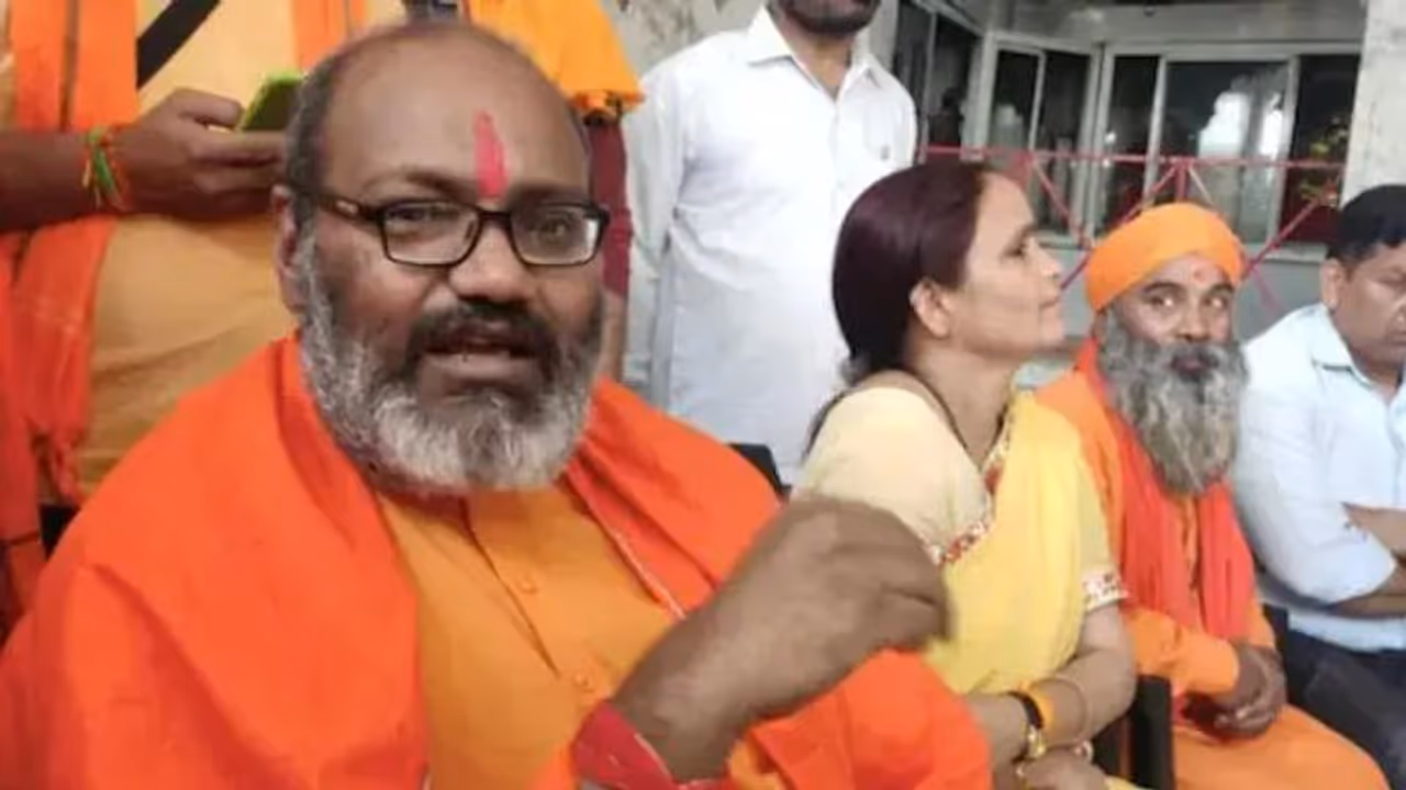 'ഒരു മുസ്ലിം പ്രധാനമന്ത്രിയായാല്...'; വീണ്ടും വിദ്വേഷ പ്രസംഗവുമായി യതി നര്സിംഗാനന്ദ് 'ഒരു മുസ്ലിം പ്രധാനമന്ത്രിയായാല്...'; വീണ്ടും വിദ്വേഷ പ്രസംഗവുമായി യതി നര്സിംഗാനന്ദ്