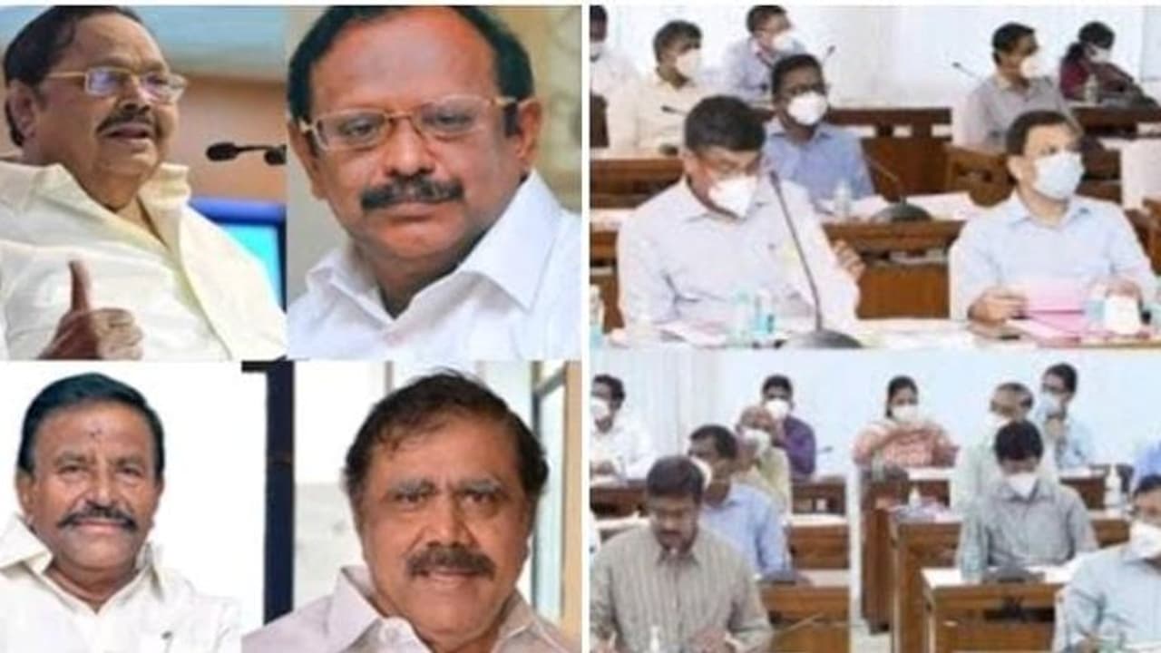 அமைச்சர்கள் செயலர்கள் கருத்து மோதல்..! ராதாகிருஷ்ணன் உள்ளிட்ட 50 ஐஏஎஸ் அதிகாரிகள் இடமாற்றம் அமைச்சர்கள் செயலர்கள் கருத்து மோதல்..! ராதாகிருஷ்ணன் உள்ளிட்ட 50 ஐஏஎஸ் அதிகாரிகள் இடமாற்றம்