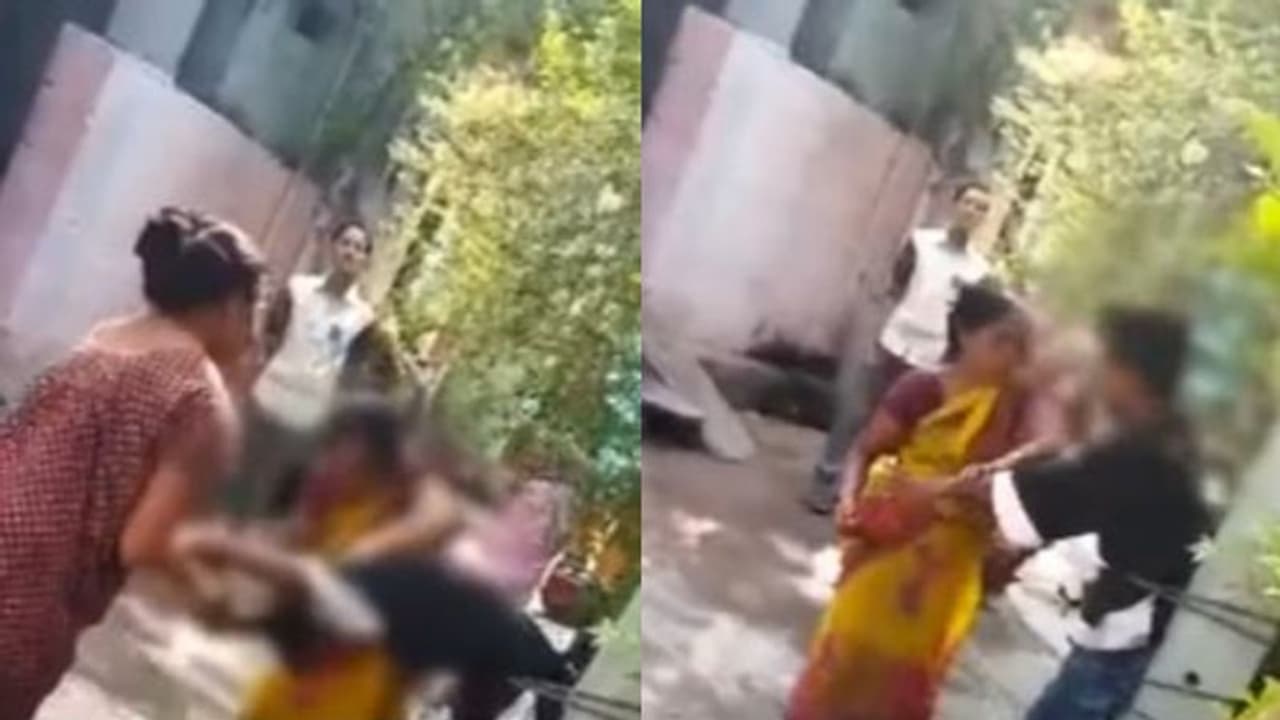 കഞ്ചാവിന് അടിമ, പണം ചോദിച്ച് ശല്യപ്പെടുത്തുന്നു; 15കാരനെ തൂണില് കെട്ടിയിട്ട് കണ്ണില് മുളകുപൊടി തേച്ച് അമ്മ കഞ്ചാവിന് അടിമ, പണം ചോദിച്ച് ശല്യപ്പെടുത്തുന്നു; 15കാരനെ തൂണില് കെട്ടിയിട്ട് കണ്ണില് മുളകുപൊടി തേച്ച് അമ്മ