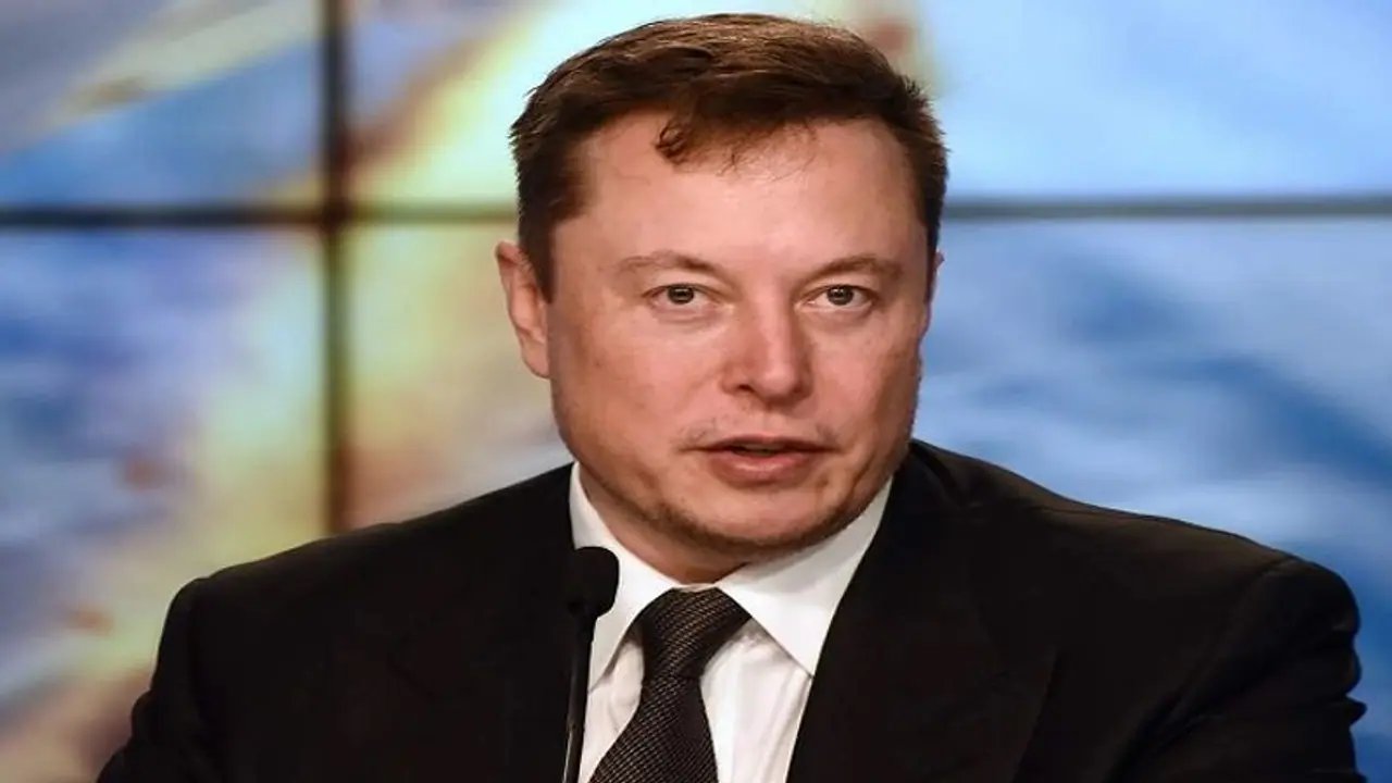 Elon Musk offers to buy Twitter for $43 billion in a hostile takeover
