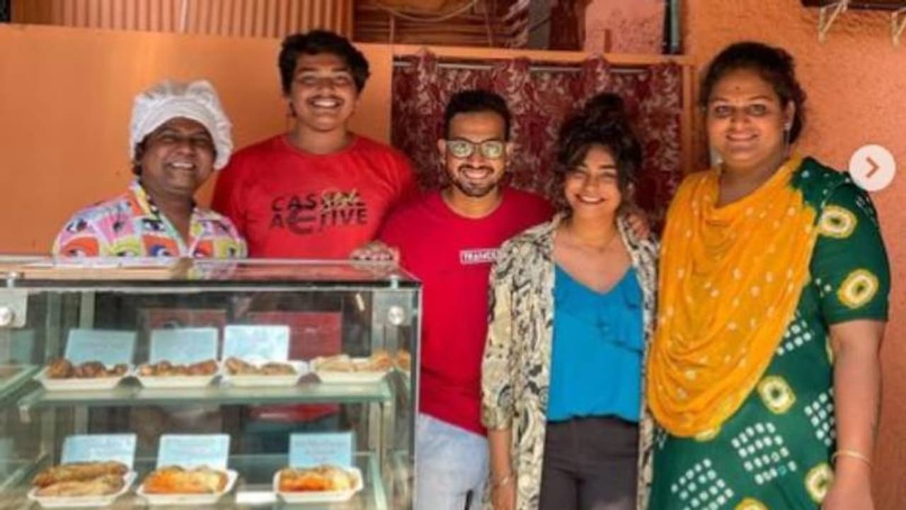 ഇവിടെ ജോലി ചെയ്യുന്നത് ട്രാൻസ്ജെൻഡർ ജീവനക്കാർ മാത്രം, വ്യത്യസ്തമായി ഒരു കഫെ ഇവിടെ ജോലി ചെയ്യുന്നത് ട്രാൻസ്ജെൻഡർ ജീവനക്കാർ മാത്രം, വ്യത്യസ്തമായി ഒരു കഫെ