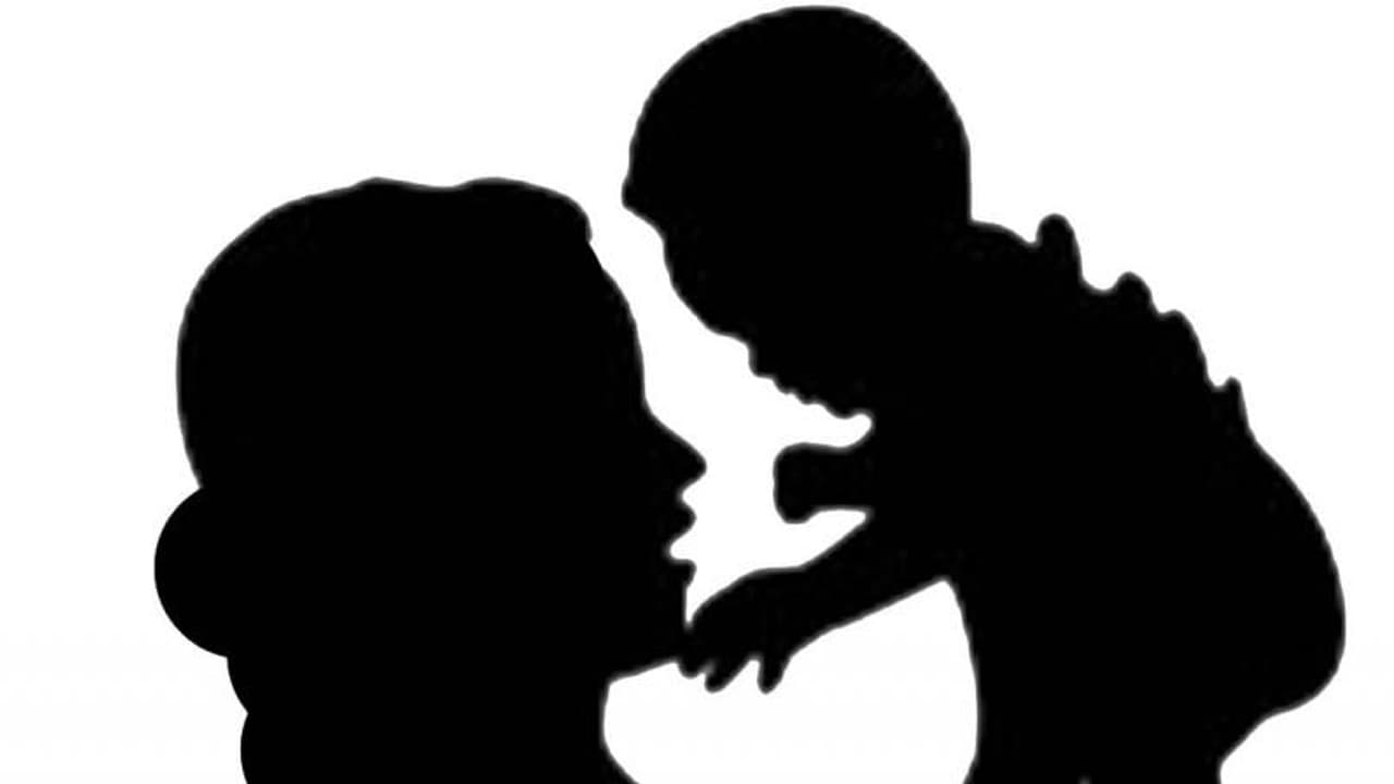 പെൺകുട്ടികളെ 'ധീര'കളാക്കാൻ പദ്ധതിയുമായി വനിത ശിശു വികസന വകുപ്പ് പെൺകുട്ടികളെ 'ധീര'കളാക്കാൻ പദ്ധതിയുമായി വനിത ശിശു വികസന വകുപ്പ്