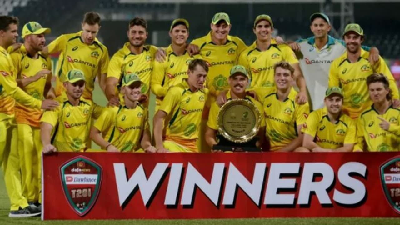 Aus vs Pak: పాక్ లో ఆసీస్ పర్యటన ‘విజయ’వంతం.. ఏకైక టీ20లో పర్యాటకులదే గెలుపు Aus vs Pak: పాక్ లో ఆసీస్ పర్యటన ‘విజయ’వంతం.. ఏకైక టీ20లో పర్యాటకులదే గెలుపు