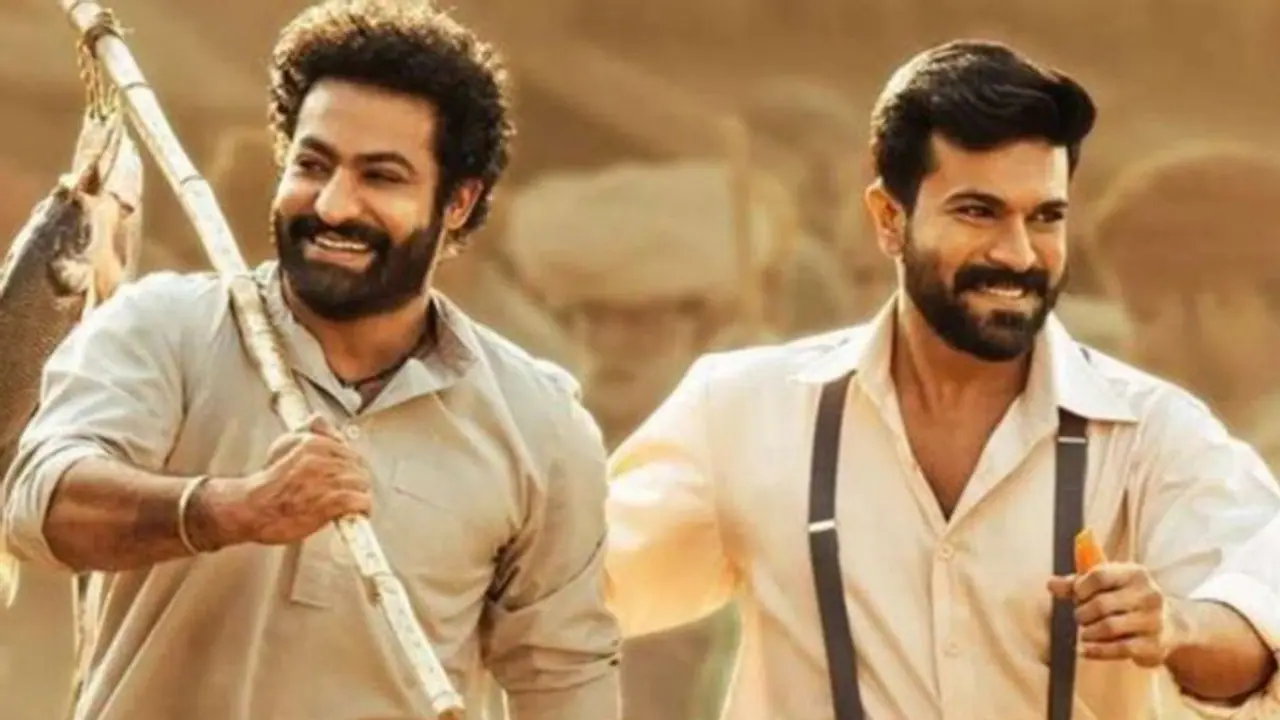 নয়া রেকর্ড গড়ার প্রতীক্ষায় রাজামৌলি, ১০০০ কোটির ক্লাবে এন্ট্রি নিতে চলেছে আরআরআর নয়া রেকর্ড গড়ার প্রতীক্ষায় রাজামৌলি, ১০০০ কোটির ক্লাবে এন্ট্রি নিতে চলেছে আরআরআর