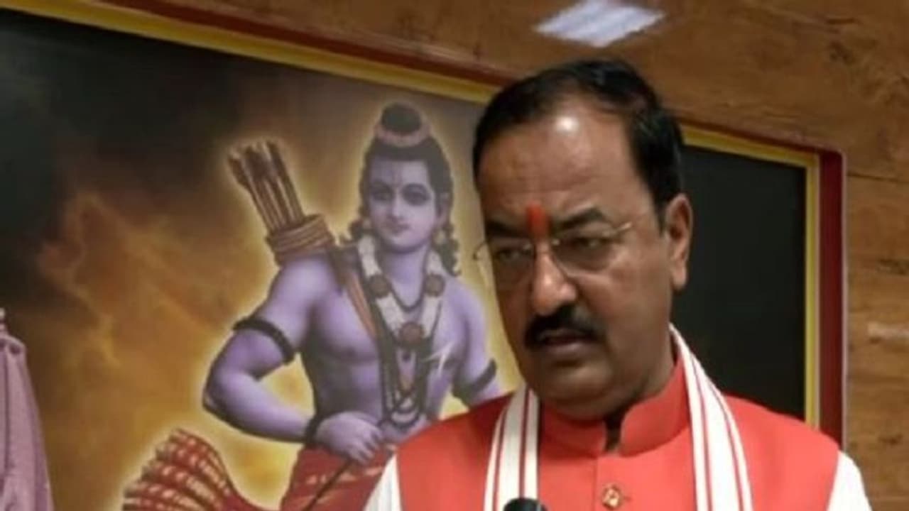 अखिलेश के बयान पर डिप्टी सीएम केशव मौर्य ने कसा तंज, बोले अपराधों का मनोबल बढ़ाने का प्रयास कर रहे सपा प्रमुख अखिलेश के बयान पर डिप्टी सीएम केशव मौर्य ने कसा तंज, बोले अपराधों का मनोबल बढ़ाने का प्रयास कर रहे सपा प्रमुख