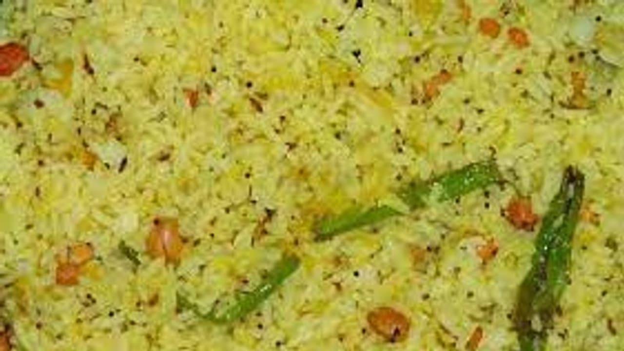 দিনে একবার খান হলুদ ভাত, মিলবে আশ্চর্য সুফল