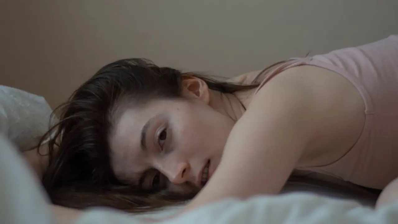 রাতে ঘুমোলেই দুঃস্বপ্ন দেখছেন, স্লিপ অ্যাপনিয়ার সমস্যা হয়নি তো, কী বলছেন বিশেষজ্ঞরা? রাতে ঘুমোলেই দুঃস্বপ্ন দেখছেন, স্লিপ অ্যাপনিয়ার সমস্যা হয়নি তো, কী বলছেন বিশেষজ্ঞরা?